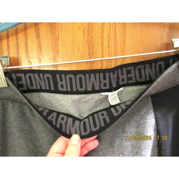 Black Under Armour Large Activewear Pants - Pink Striped Waist - Picture 2 of 5